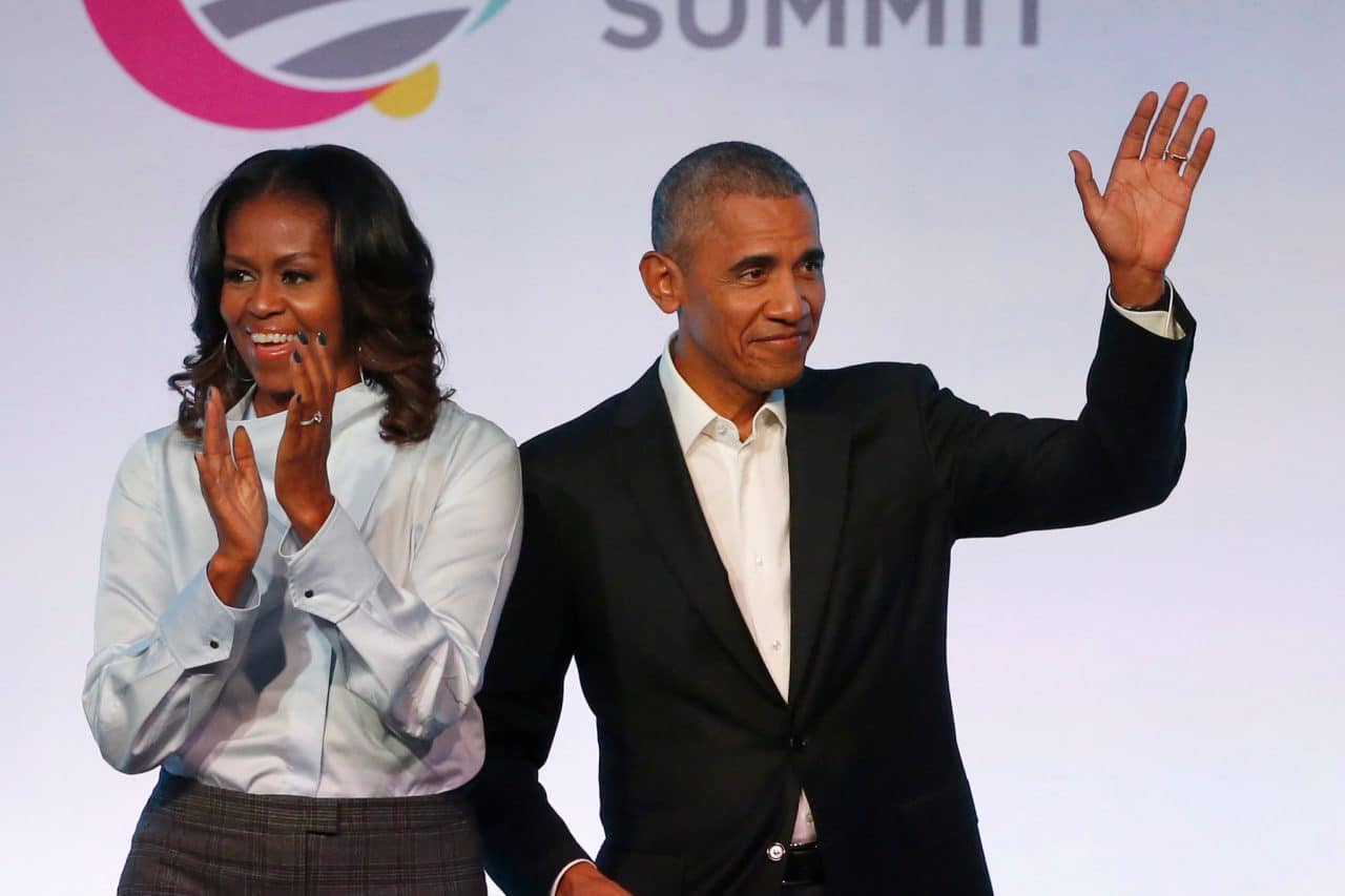 The Obamas Sign Deal to Produce Show for Netflix