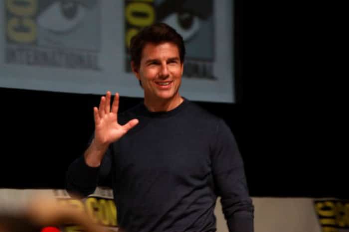 Is Tom Cruise an Alien? 50 Deliciously Funny and Absurd Celeb Rumors