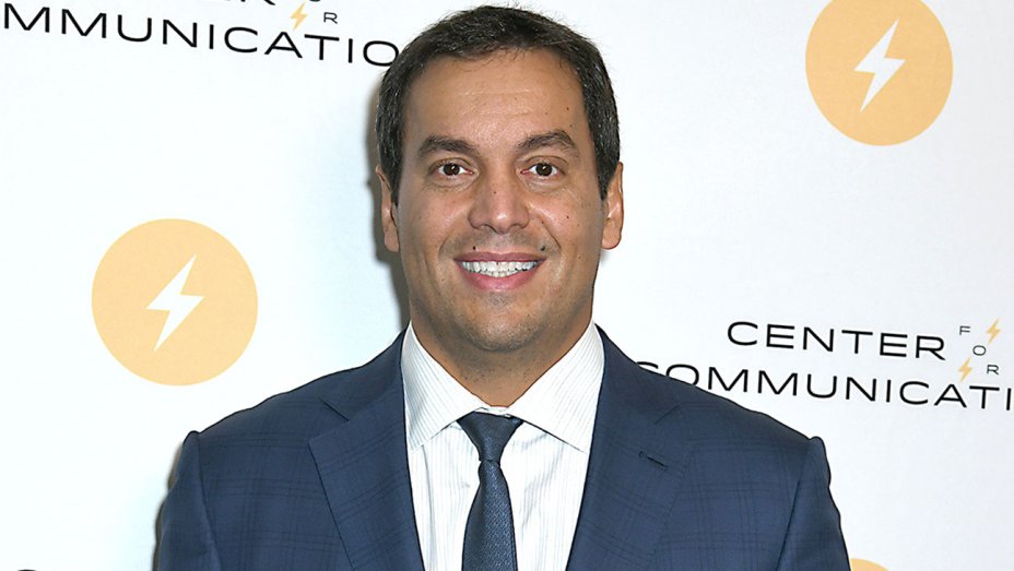 S CBS Extends Joe Ianniello as Acting CEO