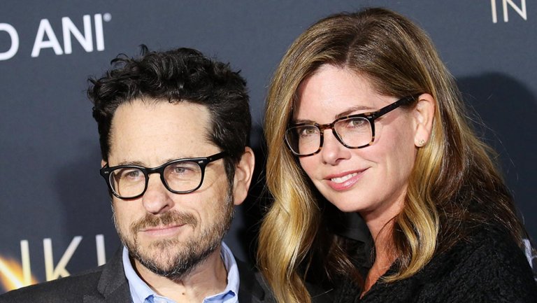 J.J. Abrams Bidding War Won by WarnerMedia as Bad Robot Nears $500M Partnership J.J. Abrams Bidding War Won by WarnerMedia as Bad Robot Nears $500M Partnership