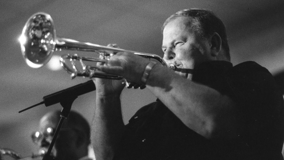 Jack Sheldon, Famed Trumpeter and Merv Griffin Sidekick, Dies at 88