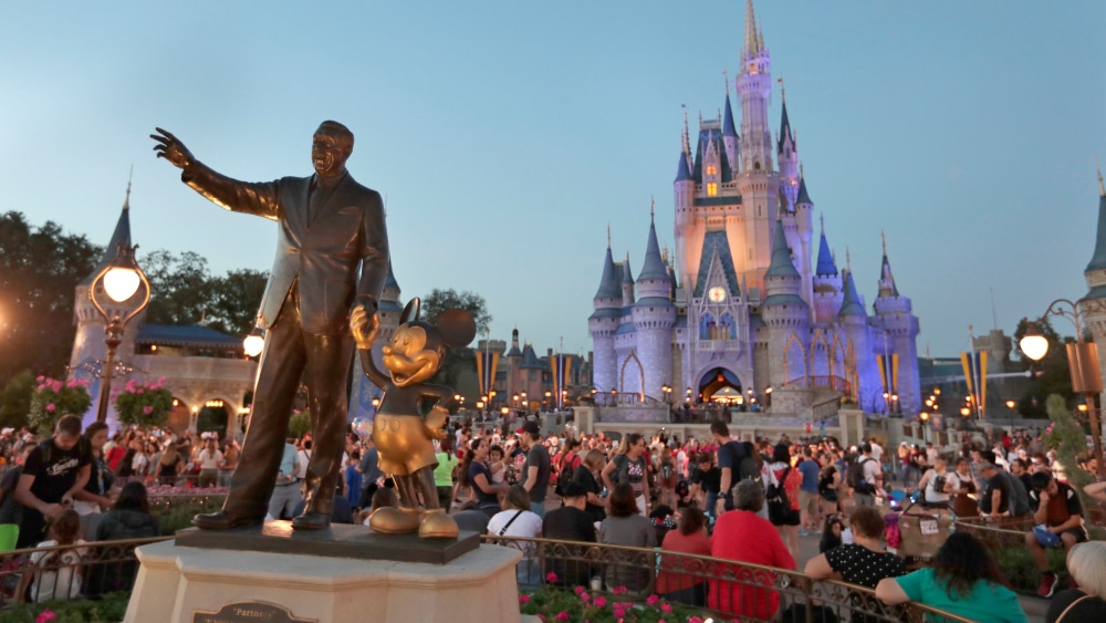 Disneyland & Walt Disney World  Closed Indefinitely Amid Coronavirus Outbreak