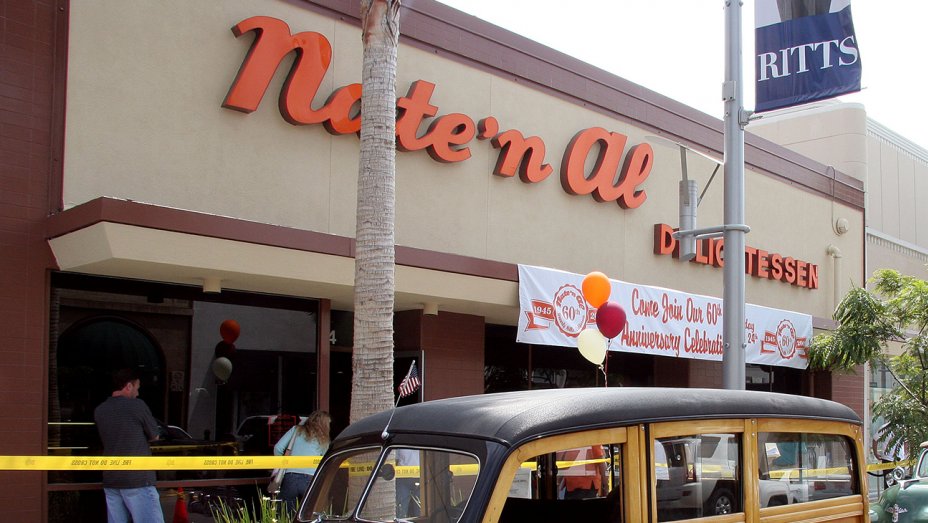 Nate’n Al’s Closure Mourned by Hollywood