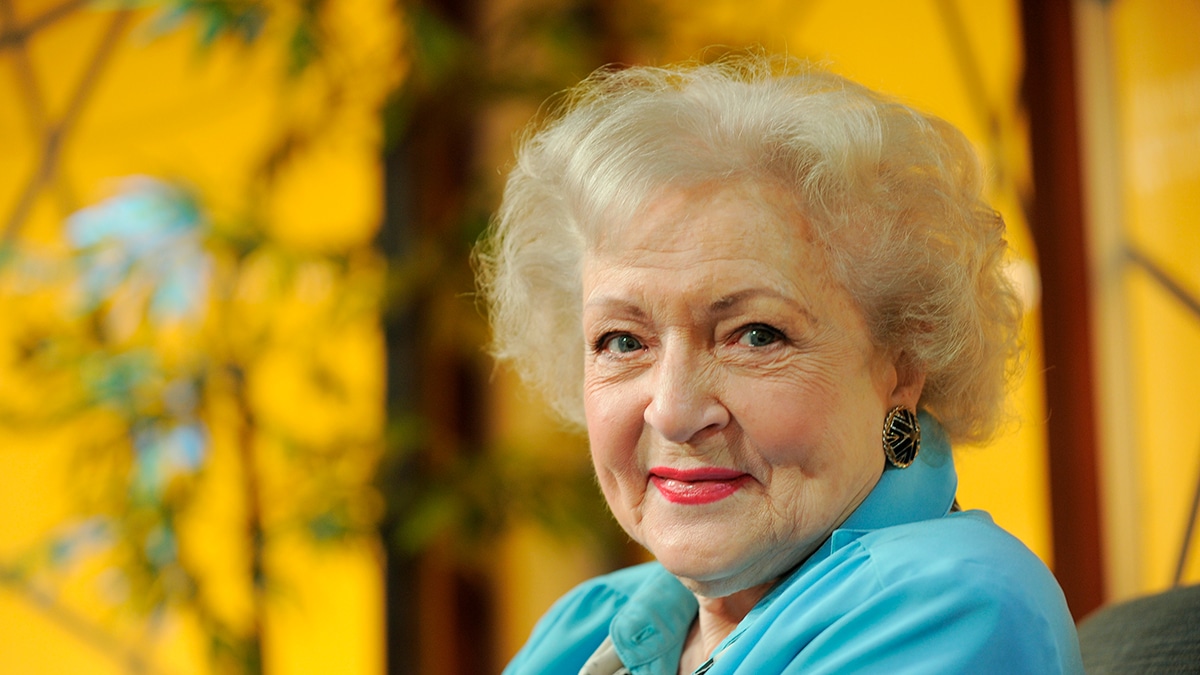 Betty White Celebrates 99th Birthday by Revisiting a Favorite Little-Known Series