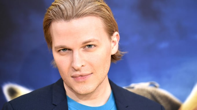 Ronan Farrow & HBO Team for Doc Series on ‘Catch and Kill’ Book