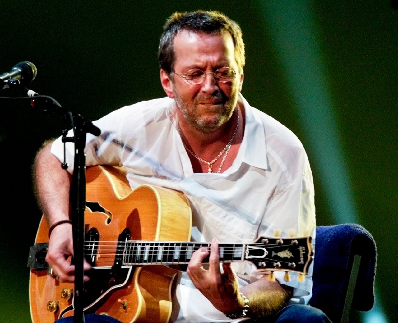 Eric Clapton sues woman for selling bootleg concert CD on eBay