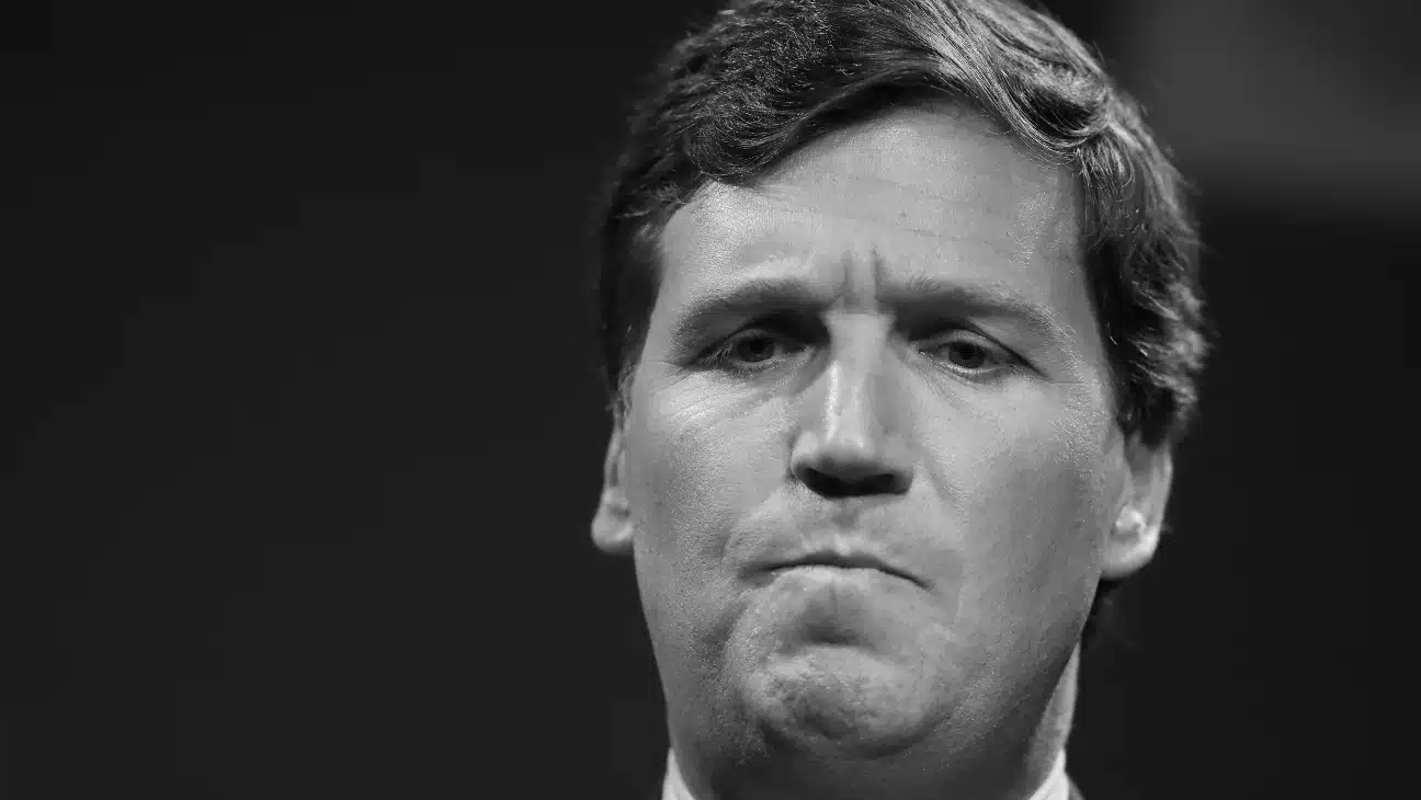 The Tucker Carlson Text That “Set off a Panic” at Fox